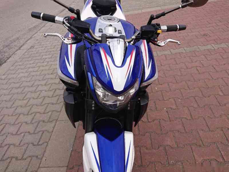 Suzuki B-King 2008 - foto 9