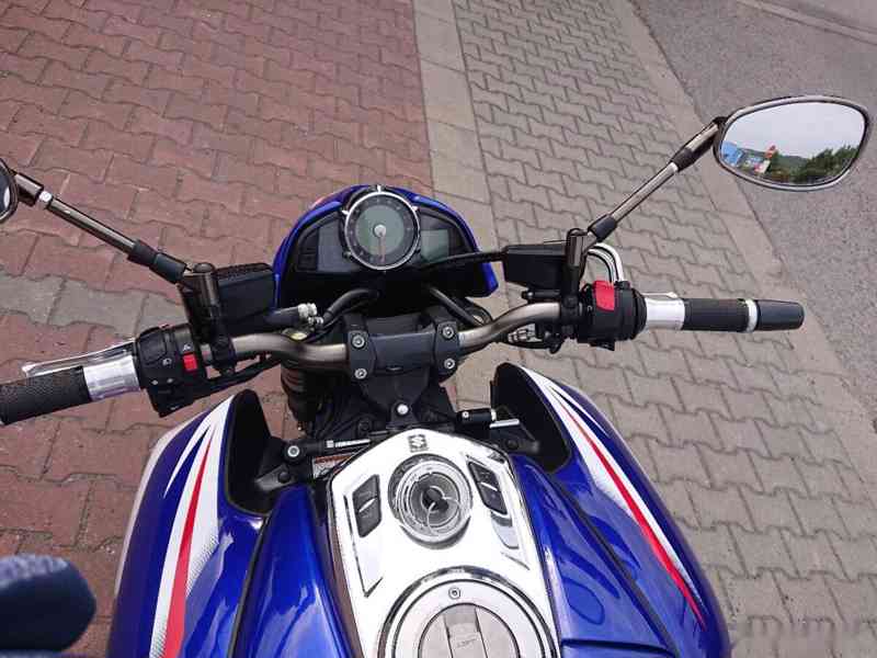 Suzuki B-King 2008 - foto 15