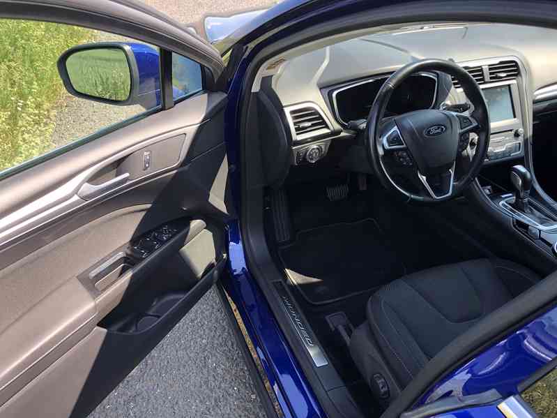Ford Mondeo  2.0 TDCi PowerS Titanium - foto 12