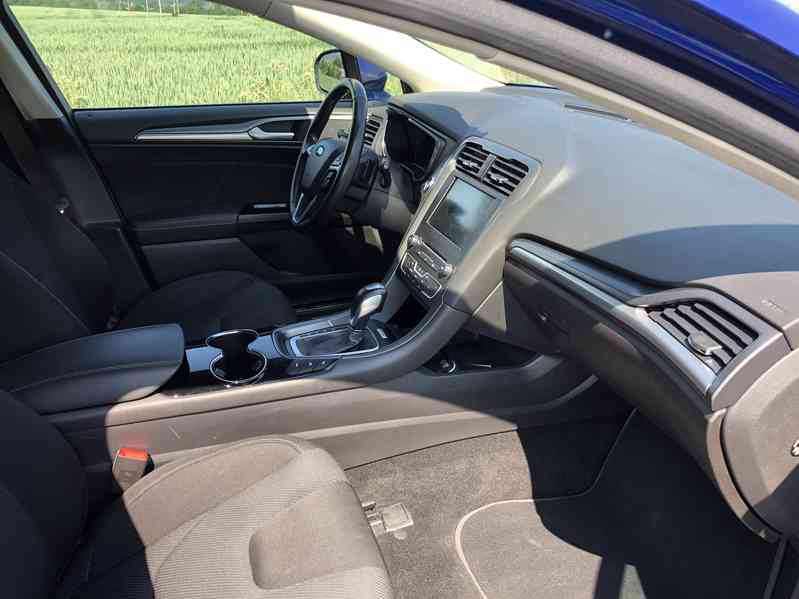 Ford Mondeo  2.0 TDCi PowerS Titanium - foto 10
