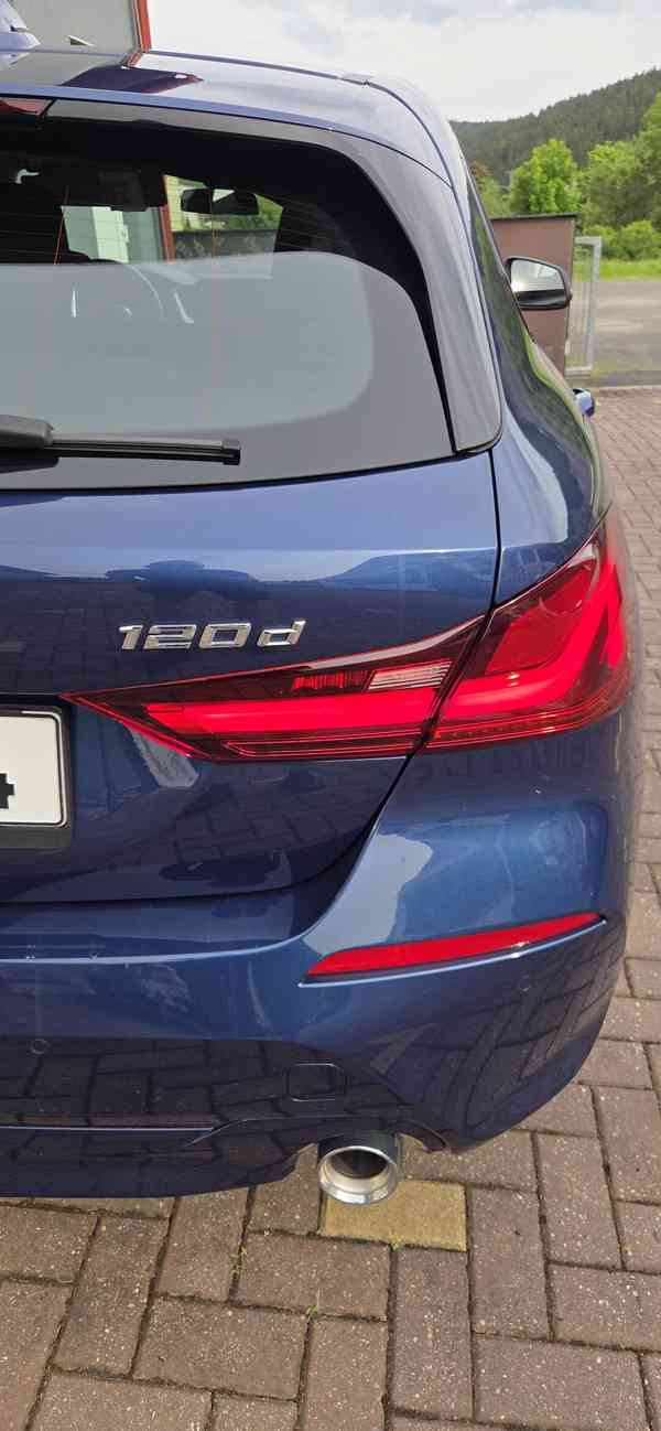 BMW 120d xDrive | 140 kW | Automat | 4x4 | Live Cockpit - foto 12