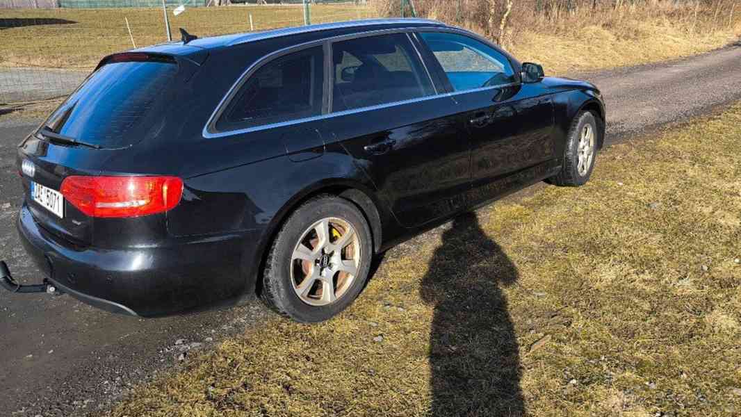 Audi A4 Avant 2,0   TDI 105Kw quattro - foto 2