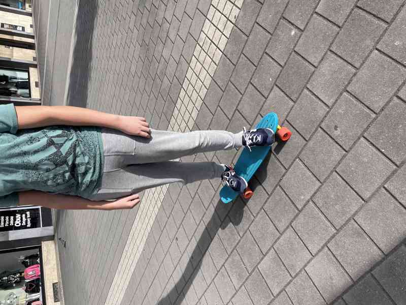 Pennyboard oxelo - dětský plastový skateboard - foto 15