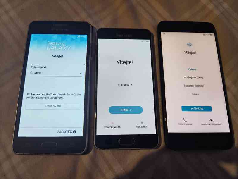 Mobilní dotykové telefony - 2x Samsung a 1x Honor - foto 2