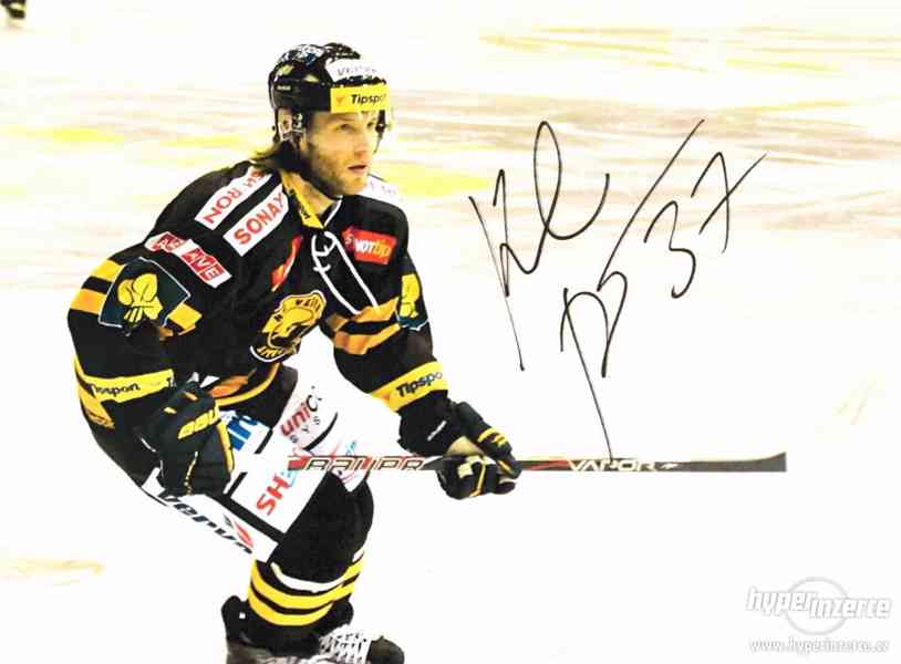 Autogramy hráčů HC Verva Litvínov - foto 13