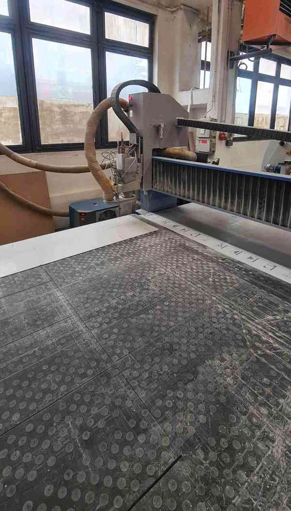 Použité OC MECAPRO 4020 – XZ TABLE, r. v. 2007 - foto 8