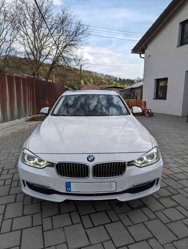 2012 BMW 320d 135 kw Luxury / LED / HUD  - foto 4