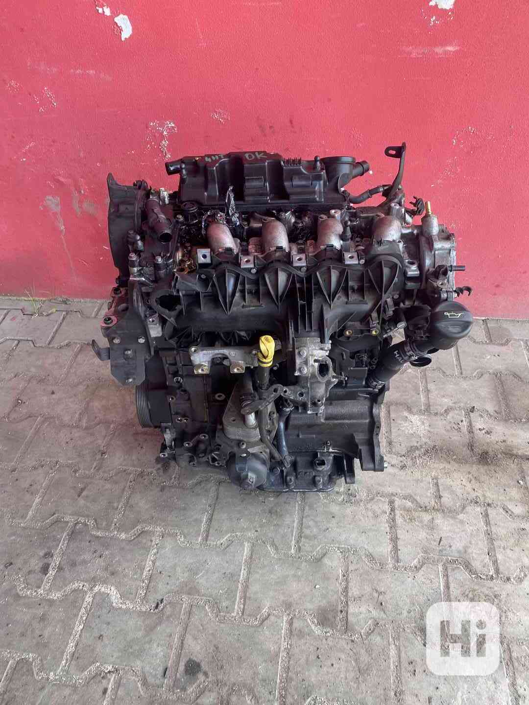 Motor 2,2 HDI 125KW 4HT CITROEN C5 C8 C-CROSSER - foto 1