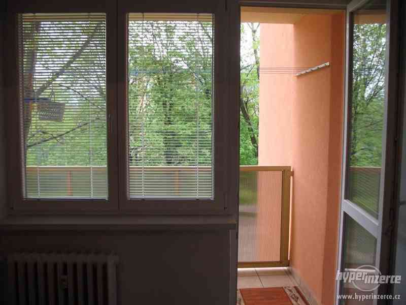 Pronájem bytu 2+1, Kopřivnice, ul. I. Šustaly - foto 4
