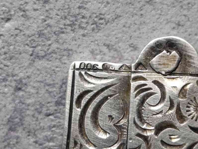 Starožitný skládací stříbrný hřeben 900 – zdobený, kapesní  - foto 17