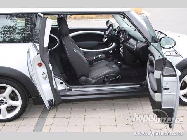 MINI Cooper S Clubman - TOP stav - foto 11