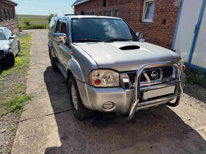 Nissan Navara Double-Cab Hardtop 2,5tdi 98kw - foto 23