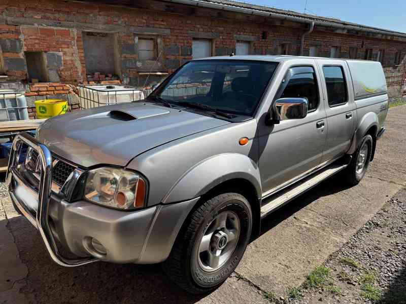 Nissan Navara Double-Cab Hardtop 2,5tdi 98kw - foto 6