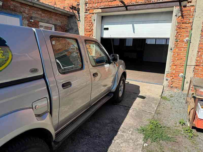 Nissan Navara Double-Cab Hardtop 2,5tdi 98kw - foto 19