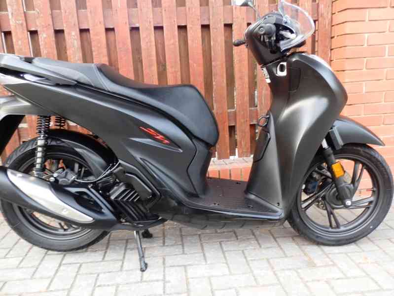 Honda SH 125i Sport (2023) - foto 18