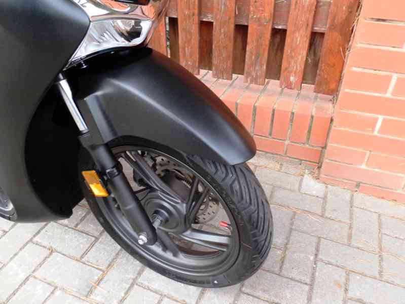 Honda SH 125i Sport (2023) - foto 15