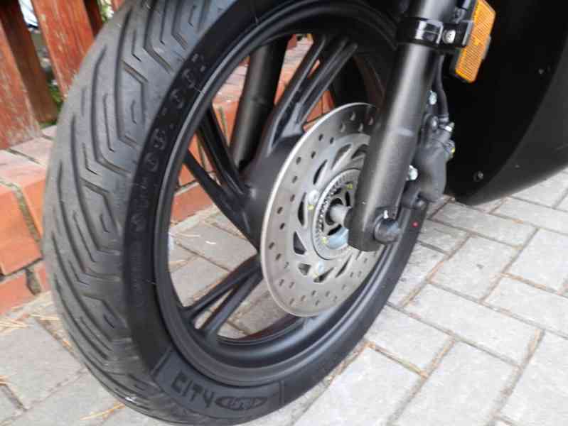 Honda SH 125i Sport (2023) - foto 22