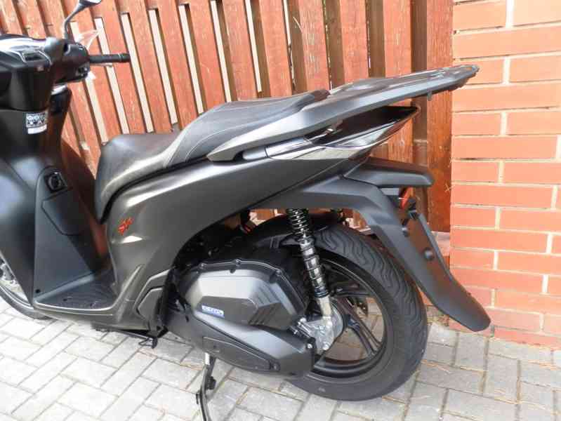 Honda SH 125i Sport (2023) - foto 32