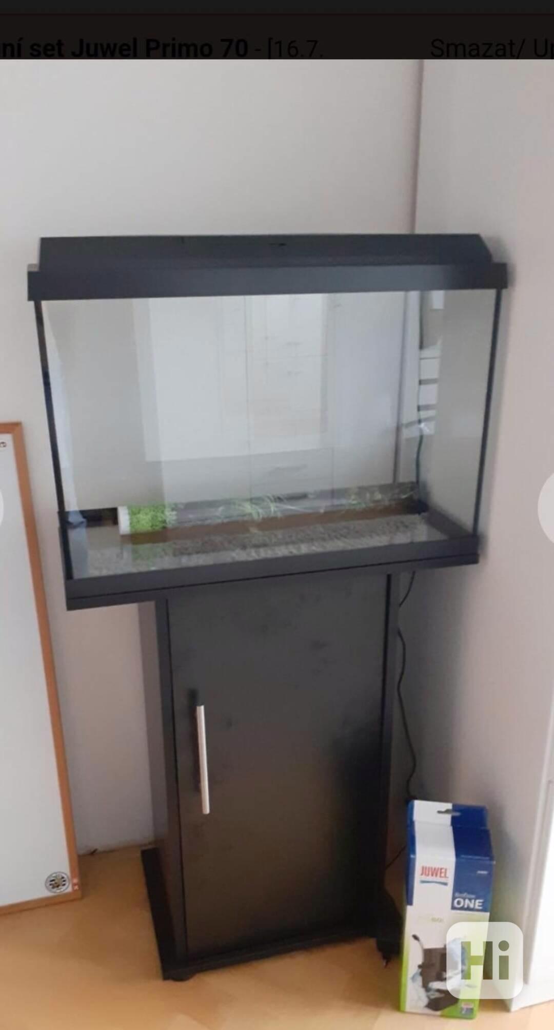 Akvarijní set - akvárium,stolek, příslušenství - foto 1