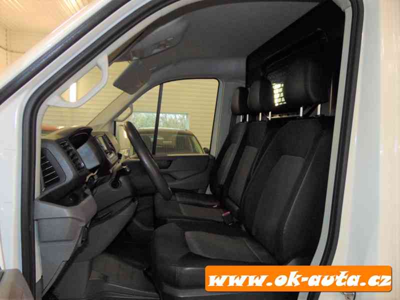 Volkswagen Crafter 2.0 TDI MAXI L3H2 130 kW NAVI 2018  - foto 9