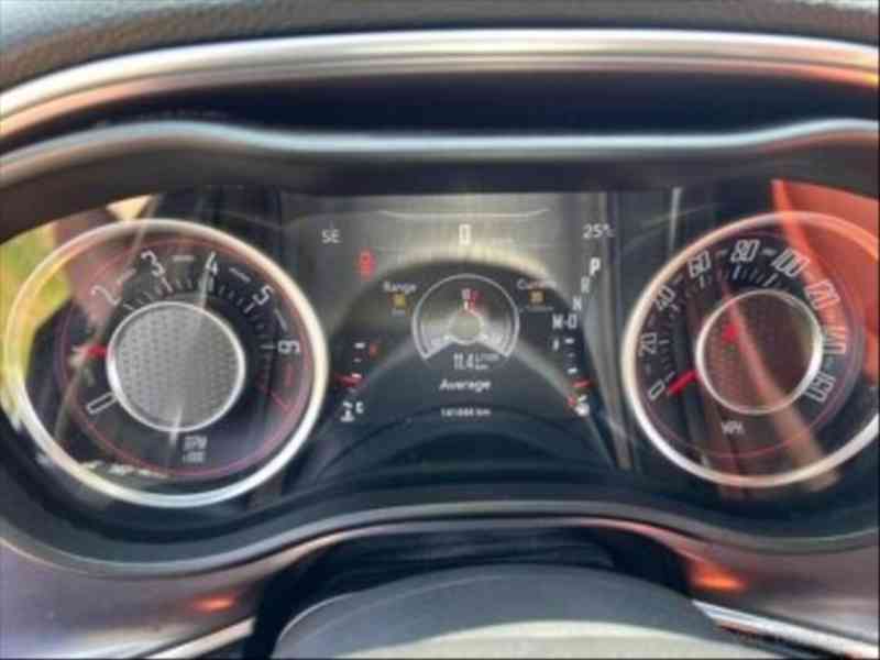 Dodge Challenger 3,6 - foto 11