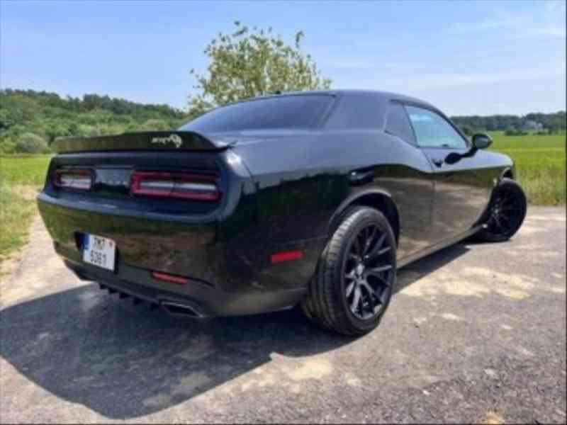 Dodge Challenger 3,6 - foto 8