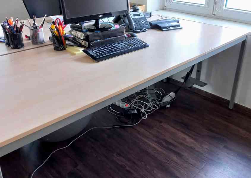 Kancelářské, pracovní stoly, 6ks - foto 2