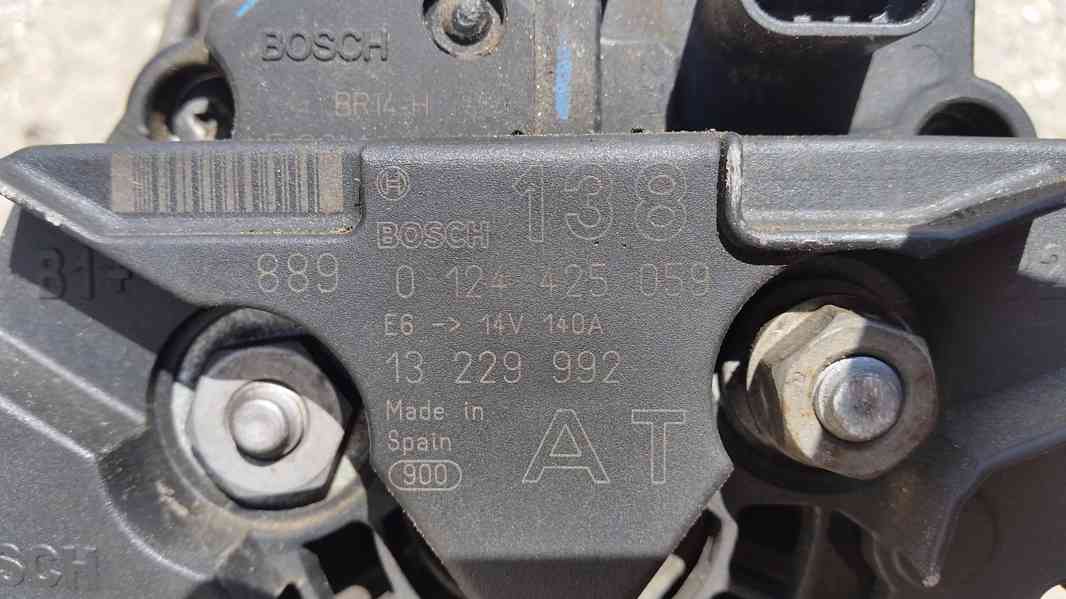 alternator - opel vectra c 1.9 cdti r. v.08 - foto 4