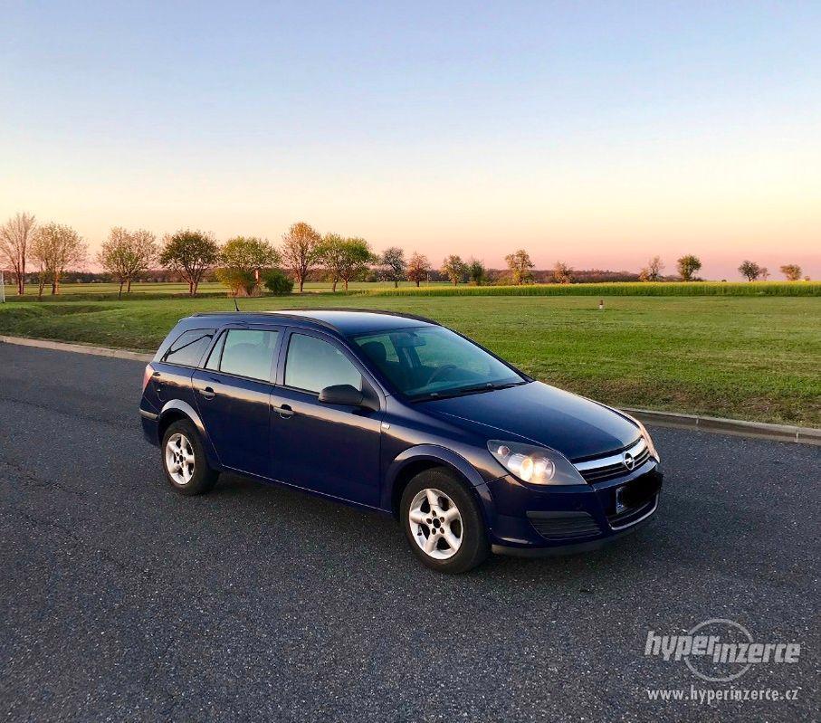Opel Astra H kombi, karavan - foto 1