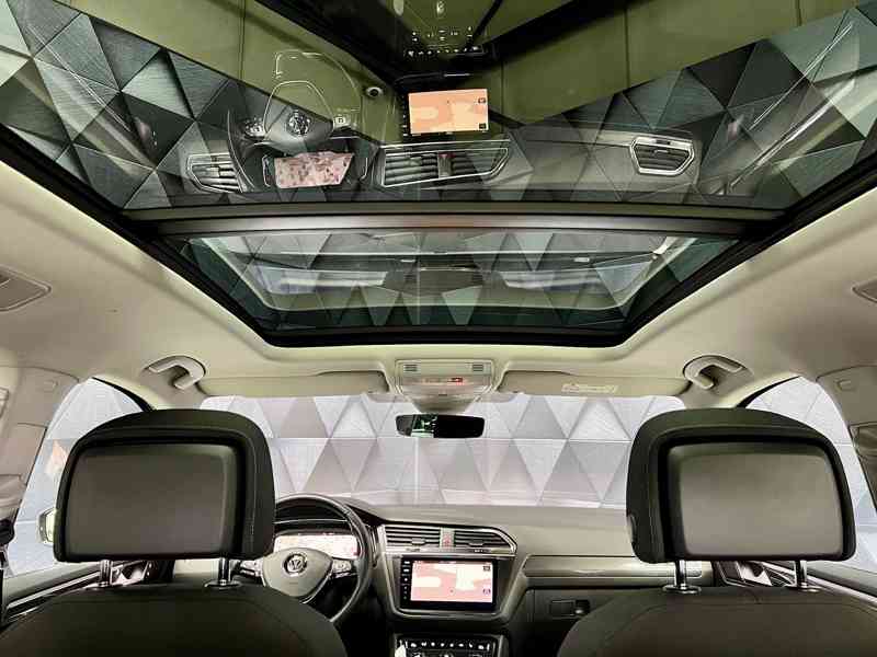 VOLKSWAGEN Tiguan Allspace Highline 2,0 TSI 162 kW 4x4 DSG - foto 31