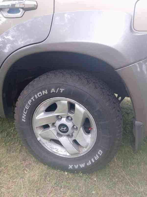 Hyundai Terracan 2,9 - foto 4