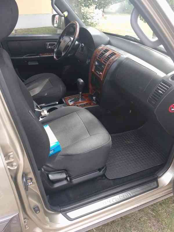 Hyundai Terracan 2,9 - foto 11