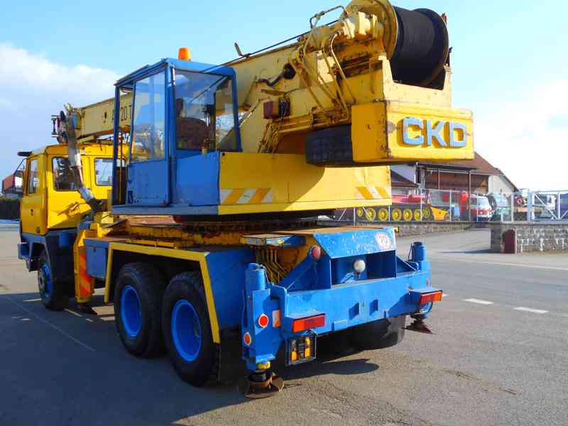 TATRA T815 6x6 - foto 8