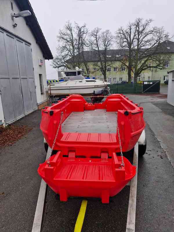 člun WHALY 500R - foto 14