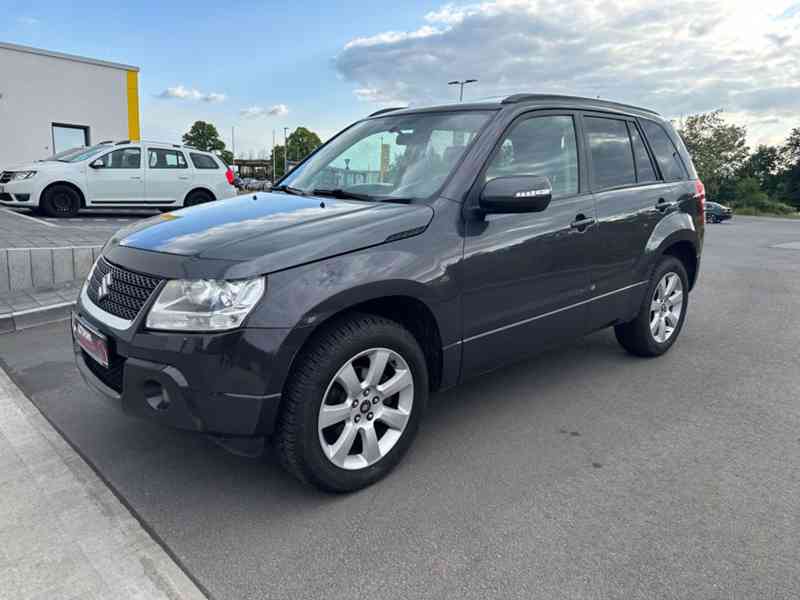 Suzuki Grand Vitara 2.4i Comfort Aut. benzín 124kw - foto 21