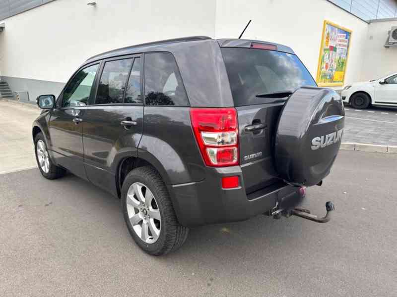 Suzuki Grand Vitara 2.4i Comfort Aut. benzín 124kw - foto 18