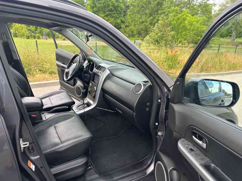 Suzuki Grand Vitara 2.4i Comfort Aut. benzín 124kw - foto 6