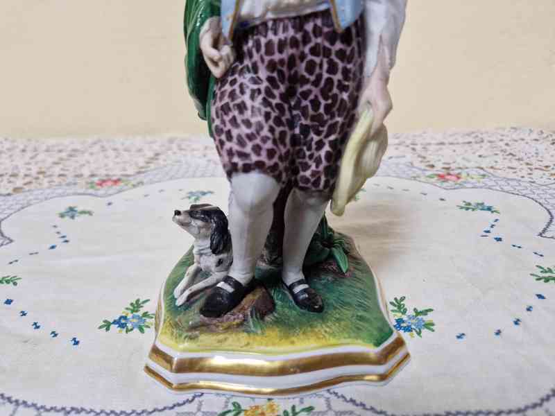 Krásná porcelánová soška Biedermeier Klášterec 1858 - foto 4