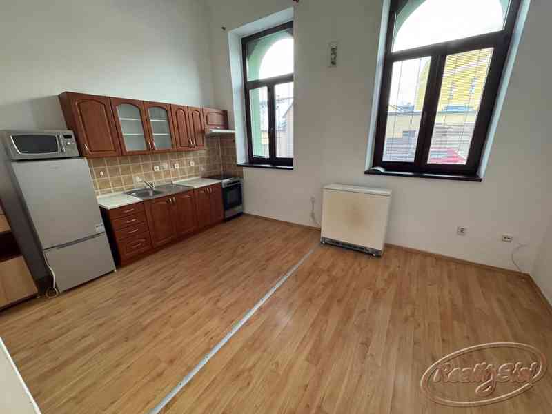 Pronájem bytu 1+kk – Česká Skalice, ul. E. Beneše - foto 2