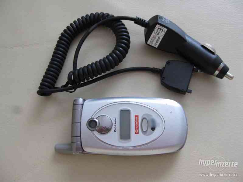 Panasonic EB-GD87 - véčkový mobilní telefon z r.2002 - foto 1