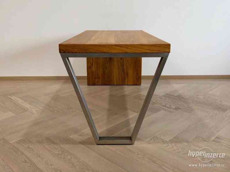 Masivní dubový stůl MENDELU - 1600 x 750 x 760 mm - foto 8