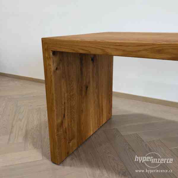 Masivní dubový stůl MENDELU - 1600 x 750 x 760 mm - foto 10