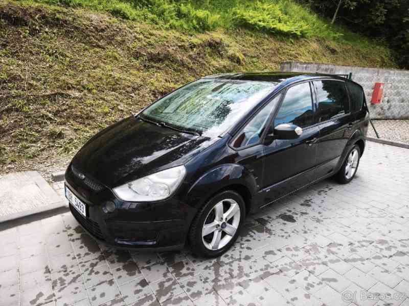 Ford S-MAX 2,5   T 162kW, 7 míst - foto 2