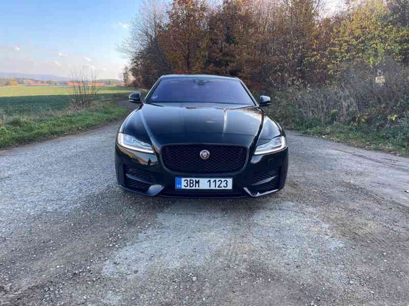 Jaguar XF 2,0   d AWD R-SPORT - foto 2