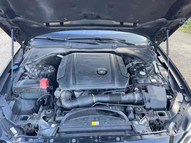 Jaguar XF 2,0   d AWD R-SPORT - foto 11