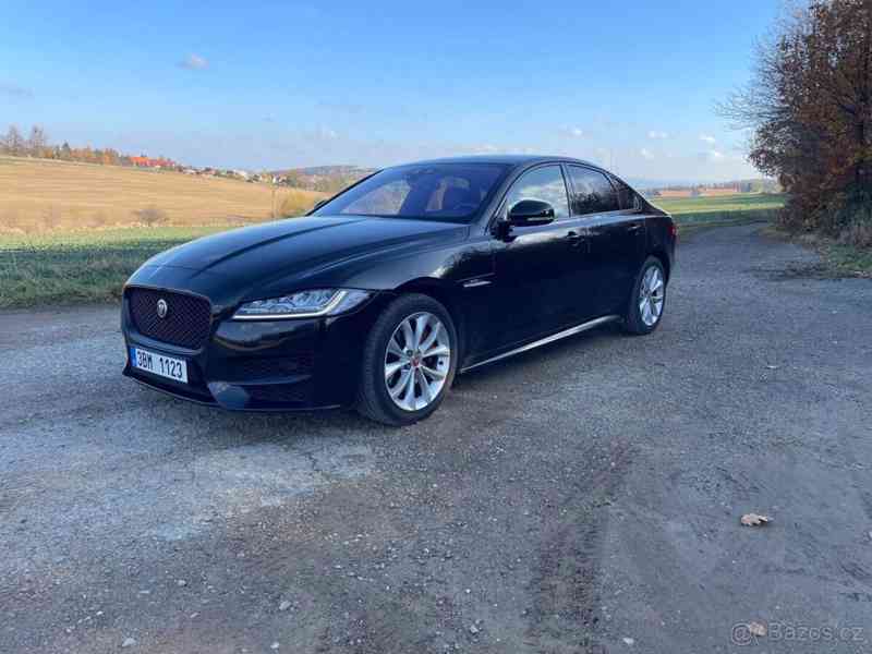 Jaguar XF 2,0   d AWD R-SPORT - foto 4
