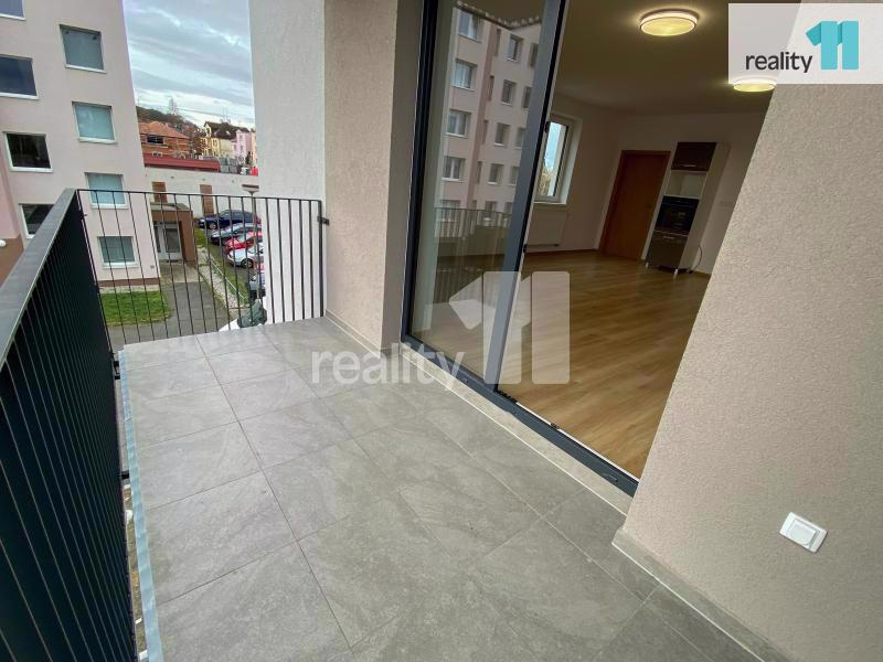 Pronájem, byt 4+kk s balkonem, 92 m2, Klatovy, Voříškova ul. - foto 4