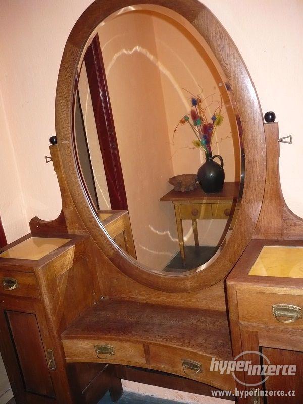 Prodej starožitné ložnice z roku 1900 - foto 1