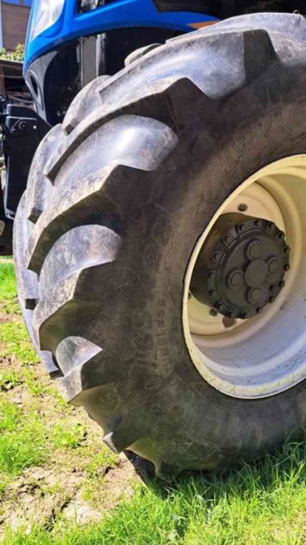 270HP traktor NH T7.270 NewHolland - foto 7