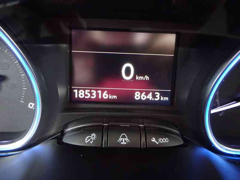 Peugeot 2008 1.6 HDI r.v.2015 (88 kw) servisní knížka  - foto 7